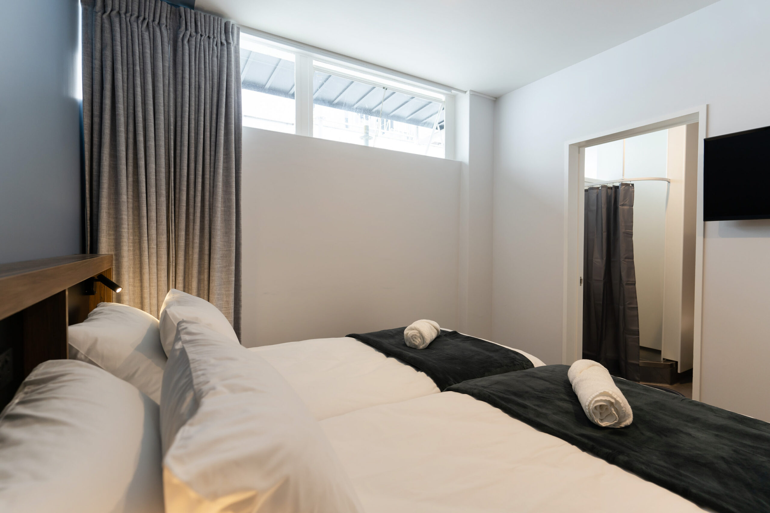 Best Auckland Hostels and Hotel Packages | Backpackers Auckland